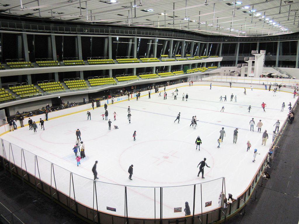 京都アクアリーナ(西京極総合運動公園プール施設兼アイススケートリンク)
(京都府/京都市)