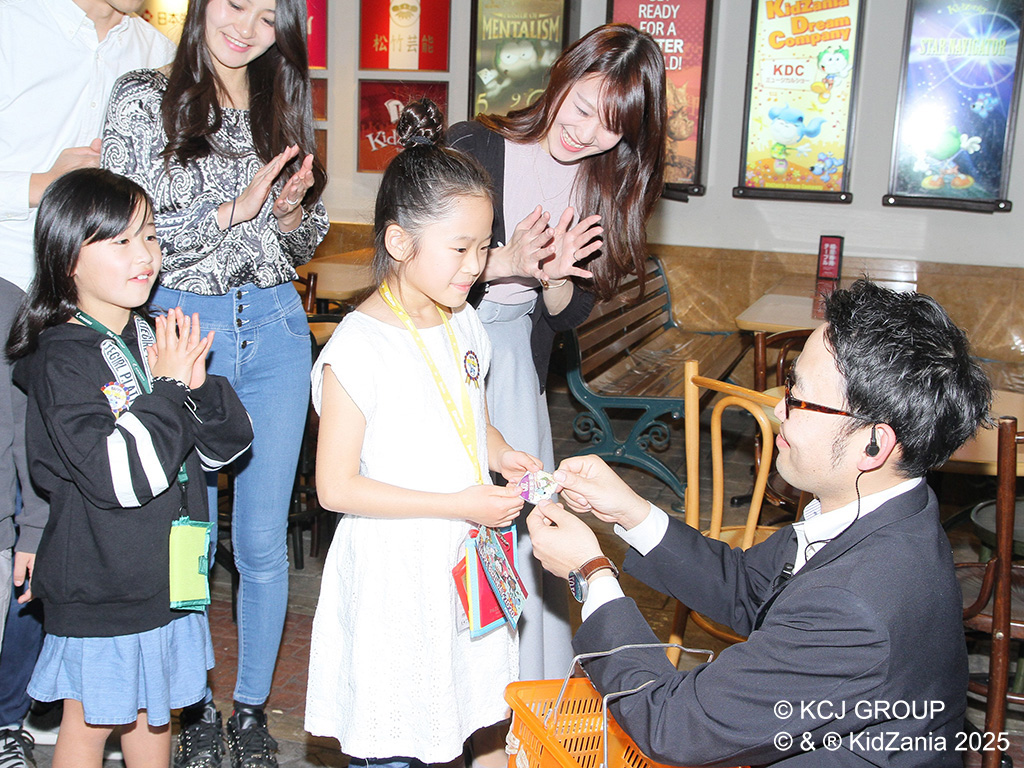 「KidZania FUN! FUN! BIRTHDAY」/キッザニア東京（東京都/江東区）