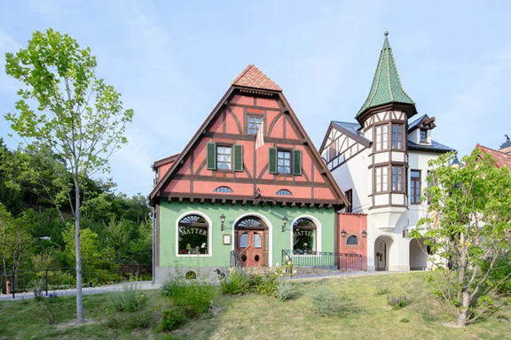 「魔女の谷」/春のどんどこ祭り/ジブリパーク(愛知県/長久手市)