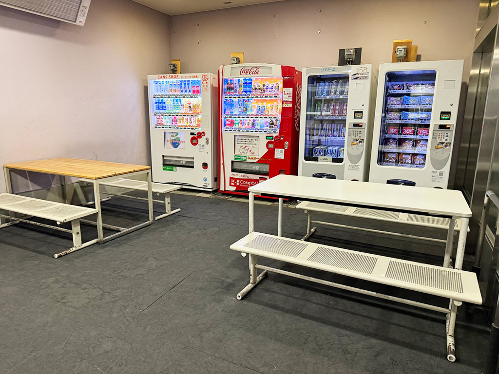 採暖室/セントラルスポーツプラザ浪速アイススケート場（大阪府／大阪市）