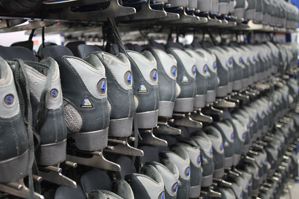 レンタルスケート靴/セントラルスポーツプラザ浪速アイススケート場（大阪府／大阪市）