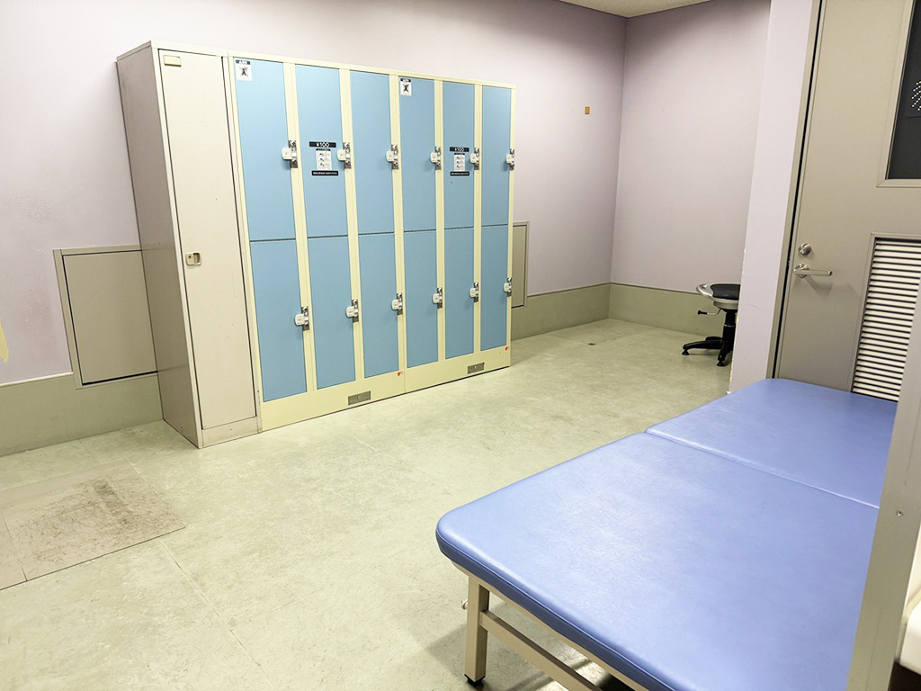 更衣室/セントラルスポーツプラザ浪速アイススケート場（大阪府／大阪市）