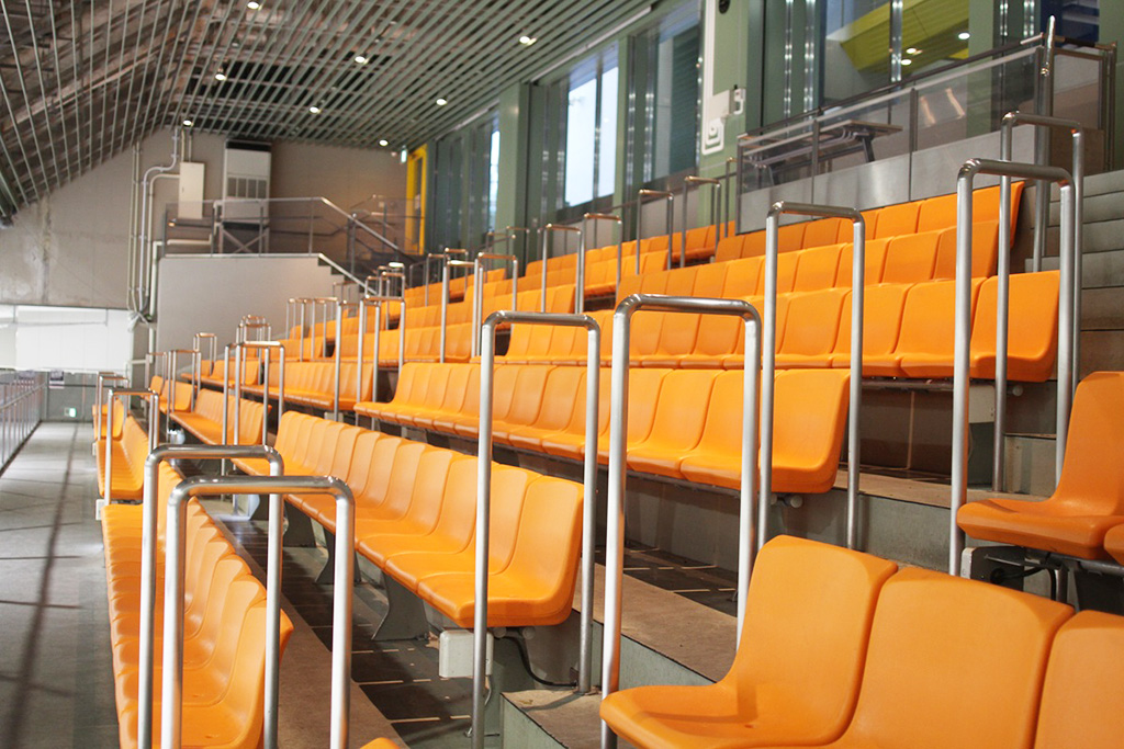 観覧席/セントラルスポーツプラザ浪速アイススケート場（大阪府／大阪市）