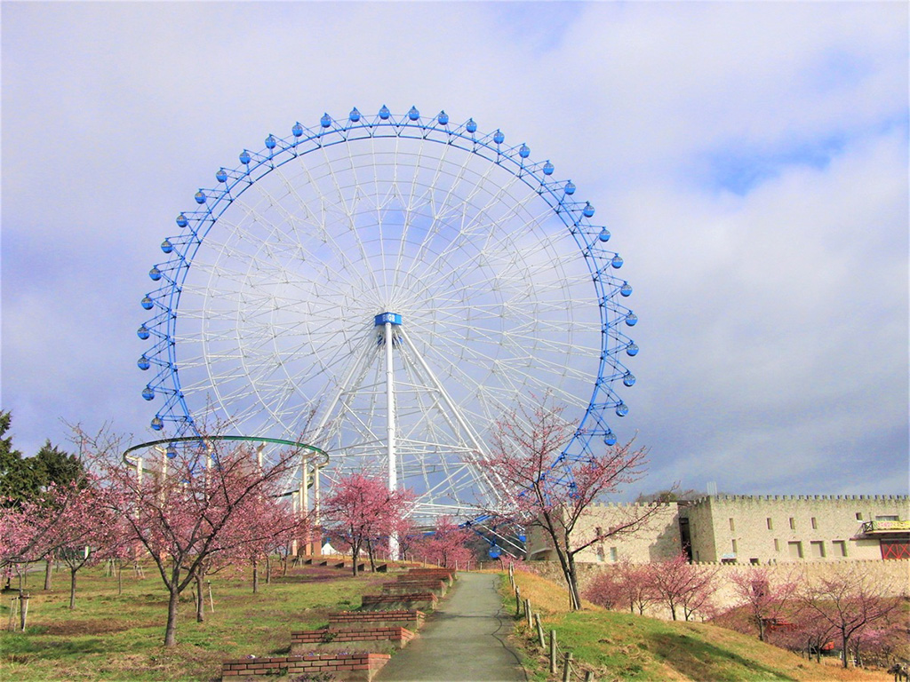 坂の上にはスリルライドがいっぱい/姫路セントラルパーク(兵庫県/姫路市)