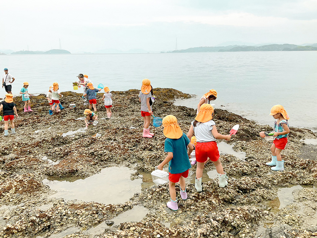 広島県竹原市「中央こども園」での園外活動