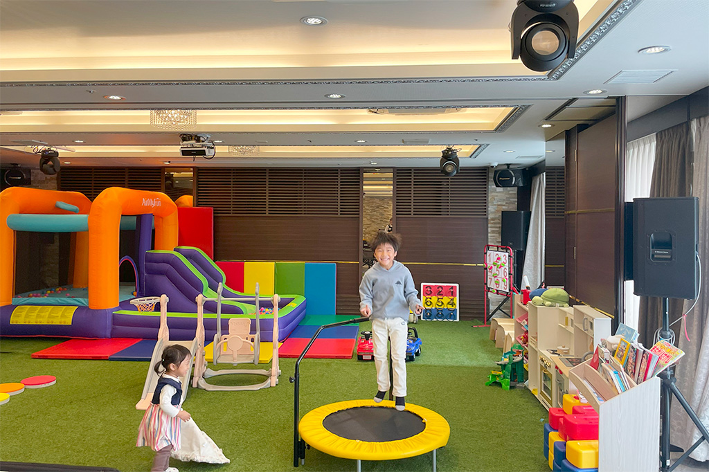 キッズスペースのトランポリン/べるべるパーク(大阪府/大阪市)