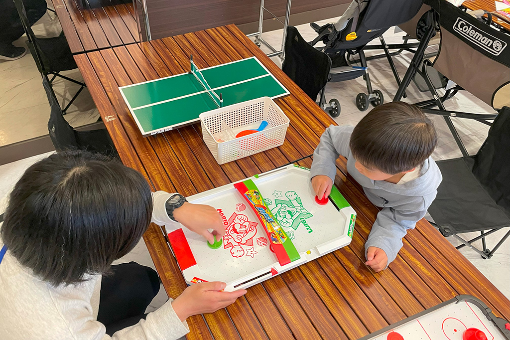 ボードゲームで遊ぶ様子/べるべるパーク(大阪府/大阪市)