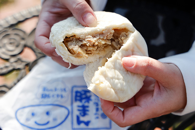 具だくさん豚まん/道の駅あぐり窪川(高知県/四万十町)