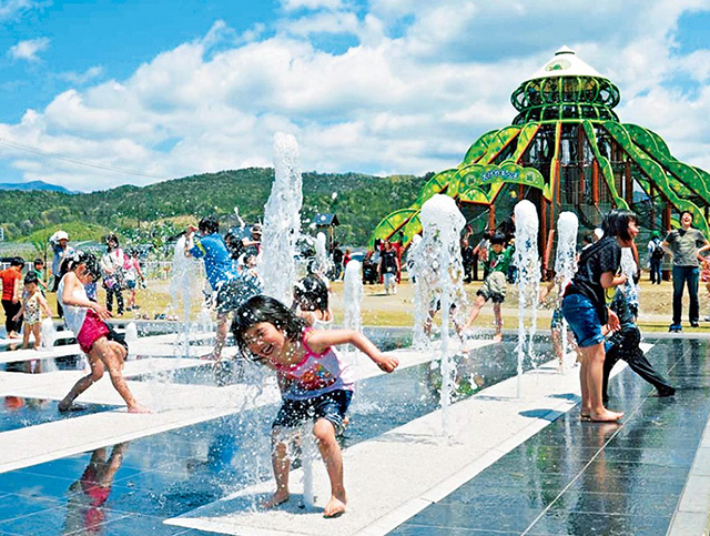 シンボルゾーン/ひがしね あそびあランド（山形県/東根市）