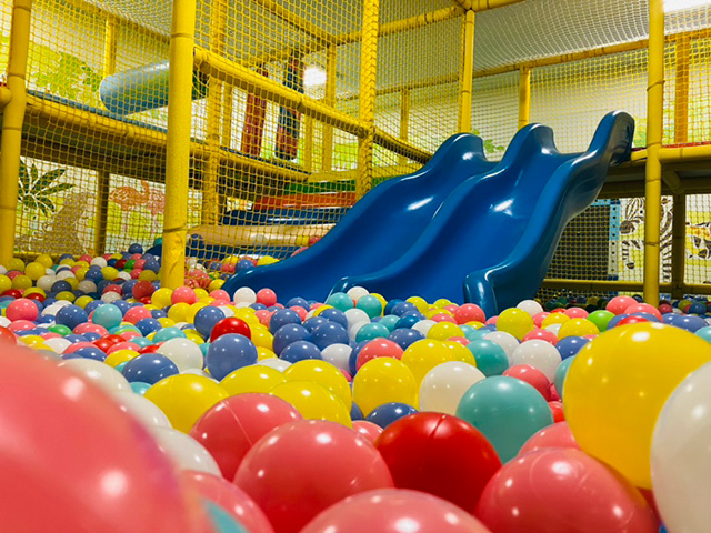 スーパージャングルジム／キッズランドUS千葉柏店