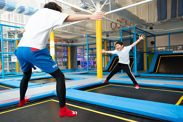 トランポリンエリア/トンデミ横須賀