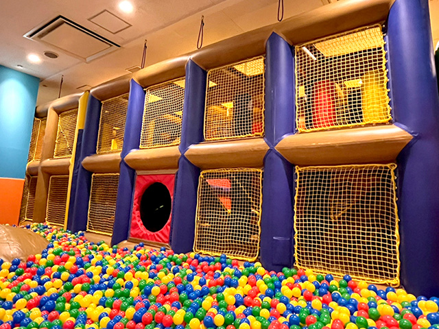 わんぱく迷路(写真はイメージ)/ラウンドワンスタジアムダイバーシティ東京 プラザ店