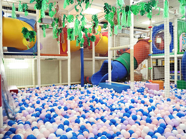 巨大ボールプール/グレイス・リバティー オンパミード大師駅前店(本店)
