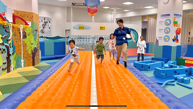 エアトラック/ボーネルンド あそびのせかい グランツリー武蔵小杉店(キドキド)