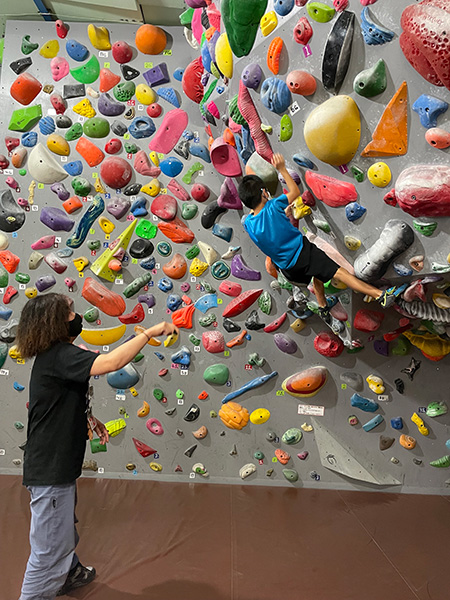 親子で楽しく登る/クライミングジムZERO 宇都宮店(宇都宮市)