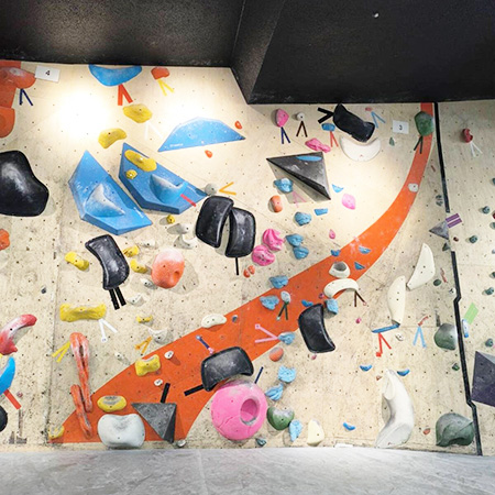 メインエリア（一部）／ディーボルダリング釧路