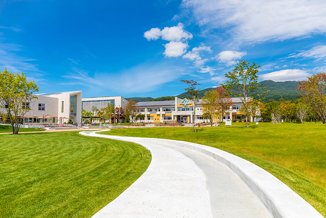 森の中に佇む非日常空間／ナチュの森 Natural Skincare Garden