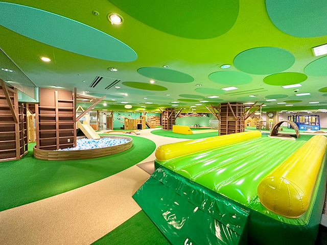 内観／長野こども館 ながノビ！