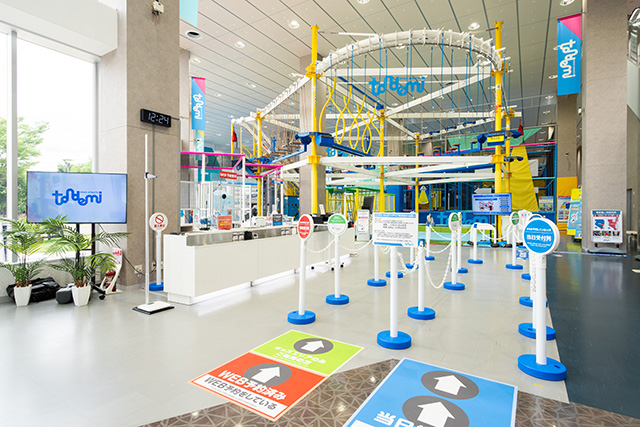 広い店内にはたくさんのアクティビティ／トンデミ愛媛 エミフル MASAKI