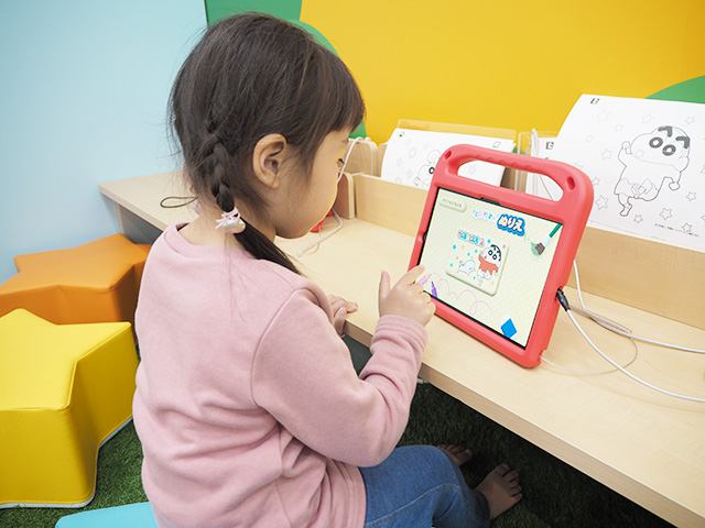 デジタル遊び/クレヨンしんちゃん オラの あそべるゆめぱ～く くずは（大阪府/枚方市）