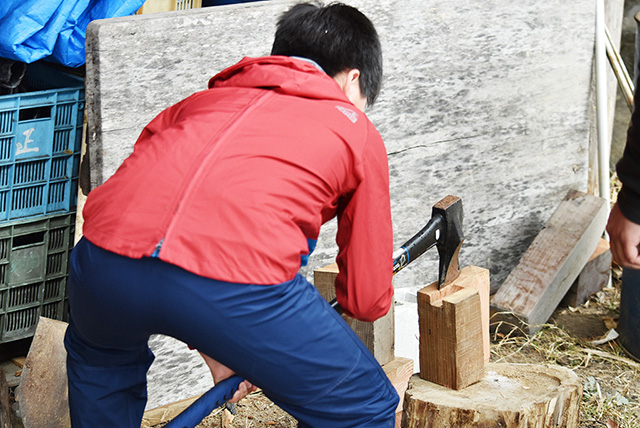 薪割りからはじめる塩づくり体験/ポケマルおやこ地方留学（福岡県/古賀市）