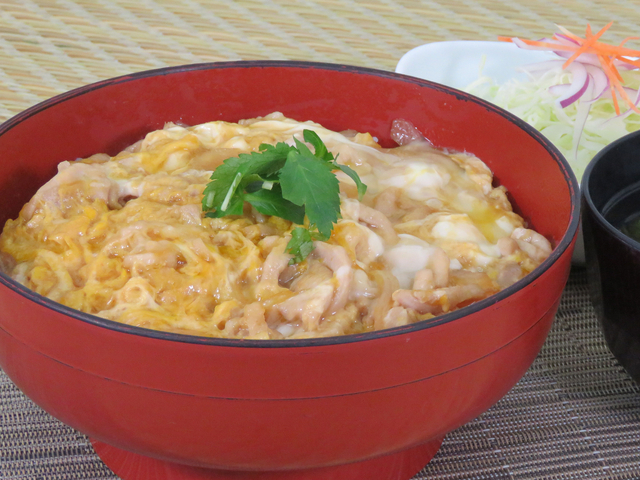 菜彩鶏の親子丼／岩手山SA【下り】
