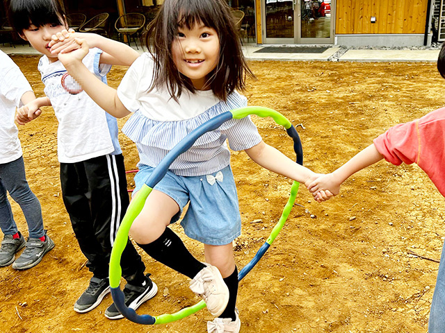フラフープくぐりの対戦ミッション/BUB RESORTつくば（茨城県/つくば市）