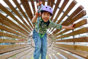 都内初の屋外アスレチック「HUGTRATOPS(ハグトラトプス)」のキッズコースを体験取材!