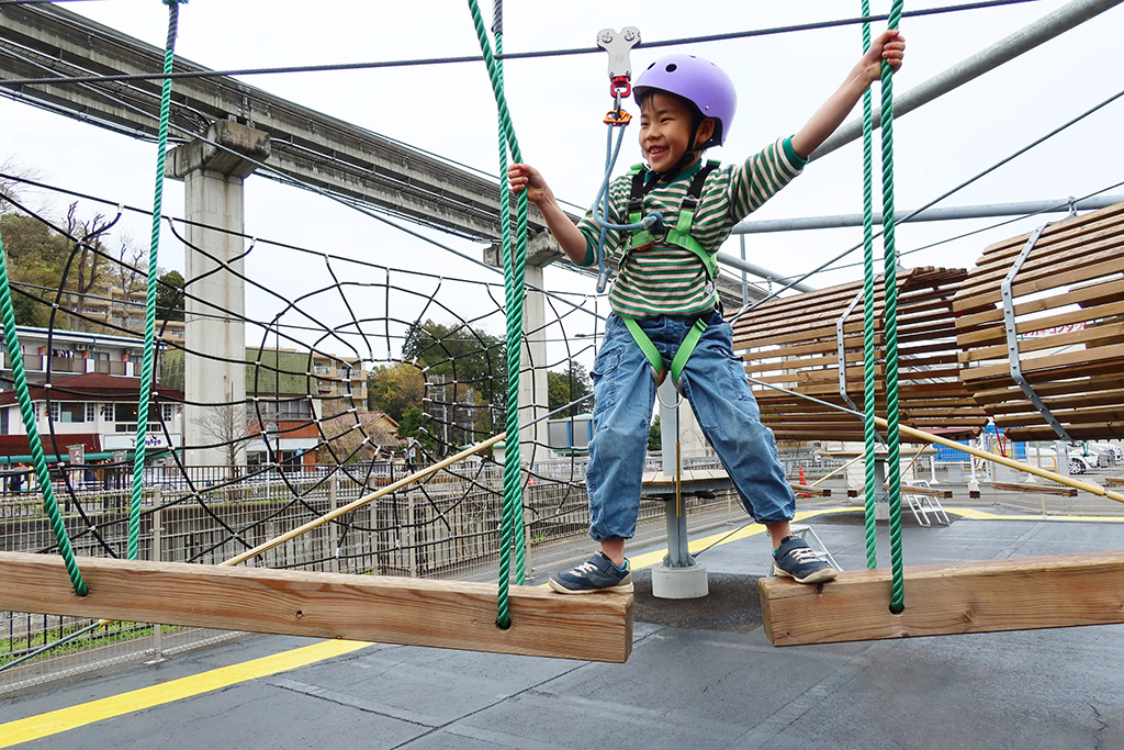 スイングブリッジ/HUGTRATOPS(ハグトラトプス)(東京都/日野市)