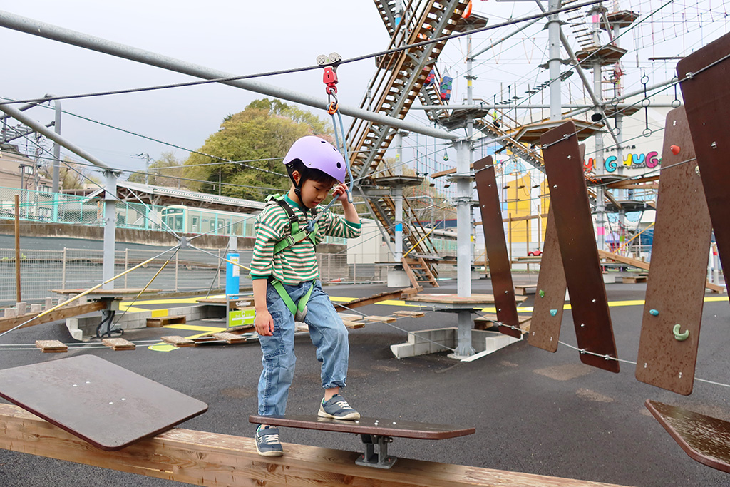「傾斜ボード」/HUGTRATOPS(ハグトラトプス)(東京都/日野市)