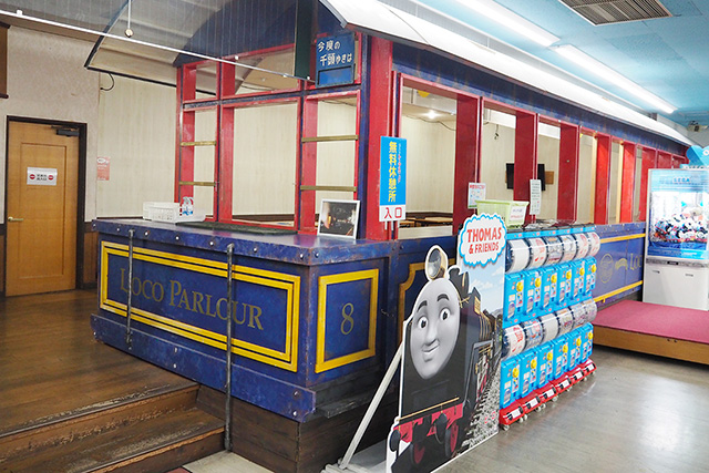 客車を模した無料休憩所/大井川鐵道「きかんしゃトーマス号」2025