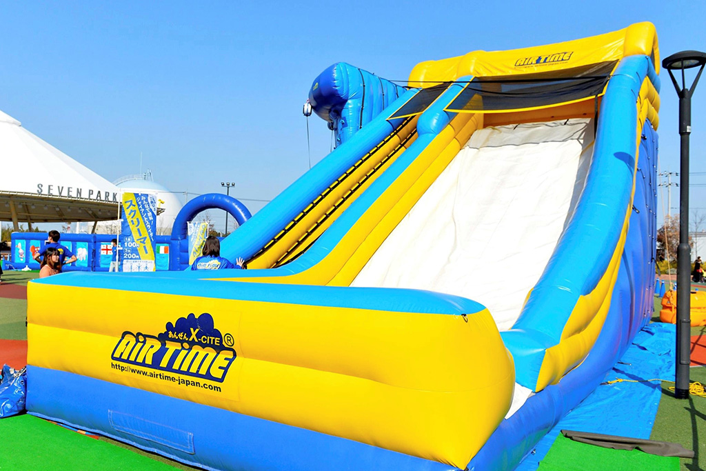 ふわふわ遊具/三角広場まつり TOKYOキッズフェスタ2025(東京都/新宿区)