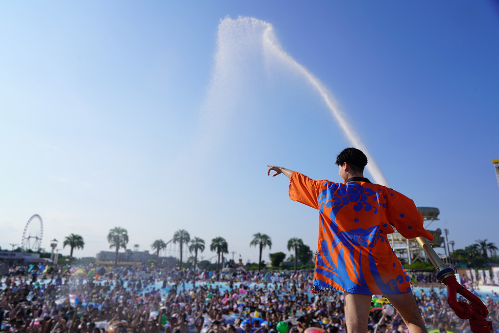 ずぶ濡れウォーターステージショー「SPLASH Stage」/プールWAI(Water Amusement Island)よみうりランド(東京都/稲城市)