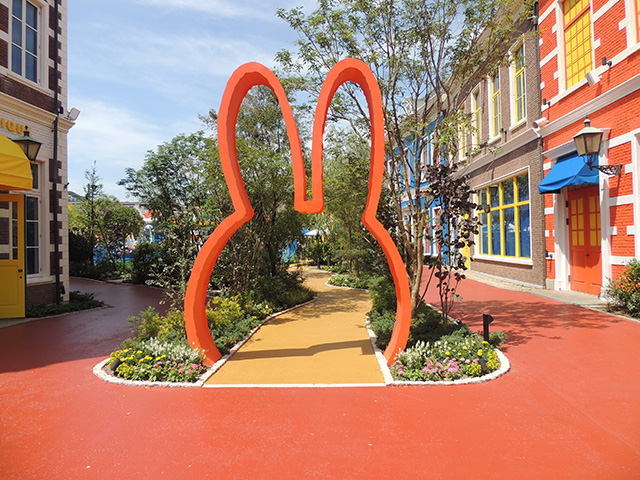 ミッフィーをイメージしたモニュメント/ハウステンボス（長崎県/佐世保市）