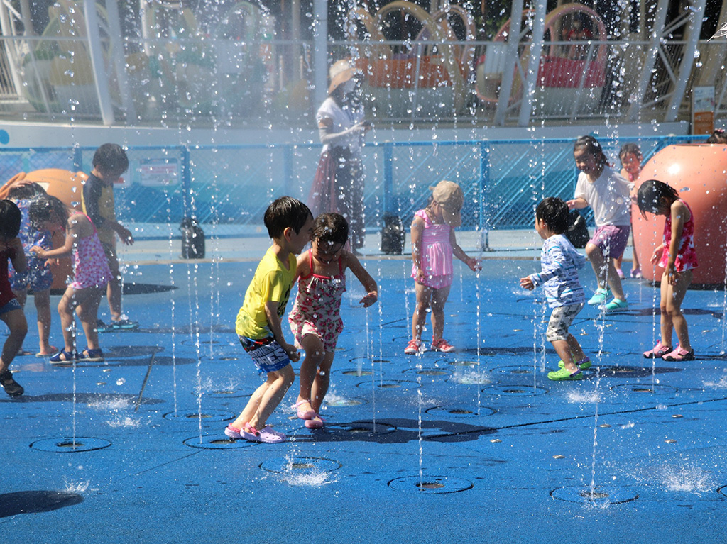 スプラッシュガーデンで水遊び/わくわく！ウォーターガーデン（東京都/文京区）