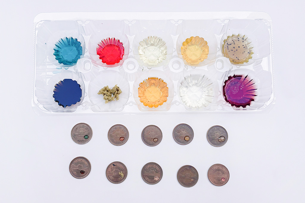 手順3：10円玉に調味料を付ける│【自由研究】10円玉が一番ピカピカになる調味料は？