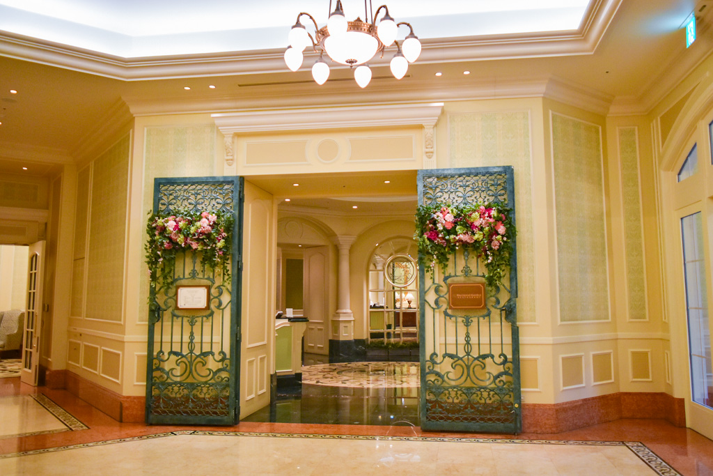 シャーウッドガーデン・レストランの入口