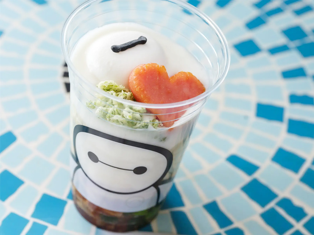 クールダウンうどん （牛カルビ、エッグ、豆乳ポテトソース） 800円/東京ディズニーランド／東京ディズニーシー（千葉県/浦安市）