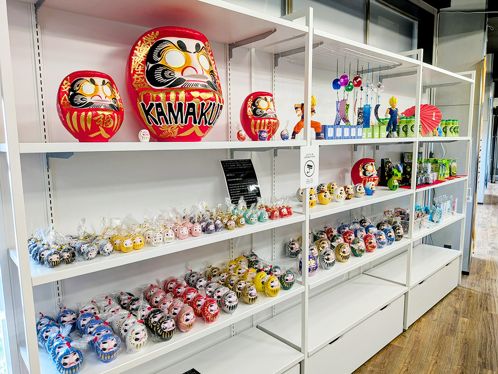 2階で限定コラボアニメグッズなどを販売/ASOBIBA ANIME館(神奈川県/鎌倉市)