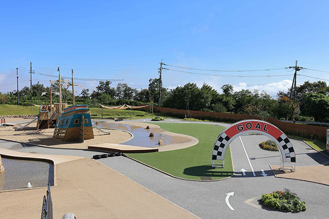 「アドベンチャー・レイク」/生駒山上遊園(奈良県/生駒市)