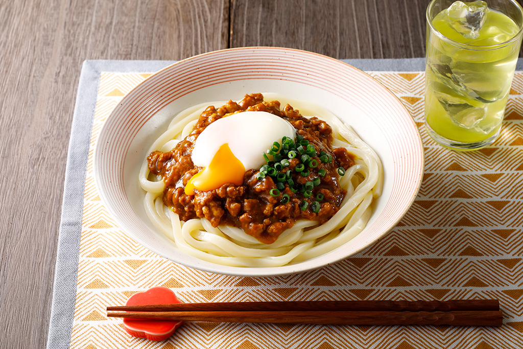 ワンミートディッシュ キーマカレー 中辛のおすすめアレンジ：キーマカレー混ぜうどん