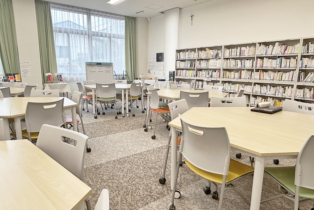 ラーニングコモンズ/光塩女子学院中等科（東京都/杉並区）