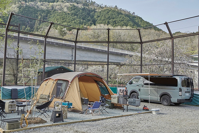 「オートサイト」設営例／平成榛原こどものもり公園（奈良県宇陀市）