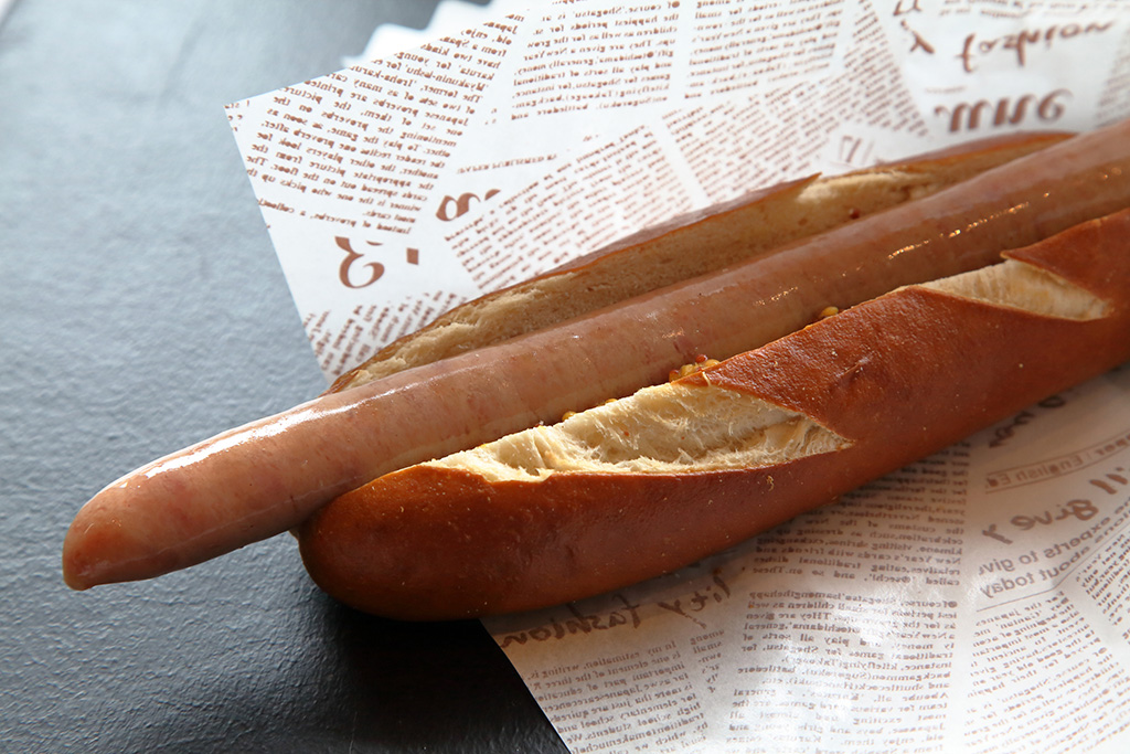 黒豚ドッグ1050円/Mio Casalo(埼玉県/川越市)