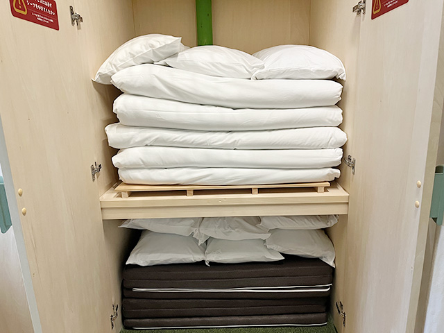 備え付けの寝具│宿泊レポ/べスピハウス（東京都/杉並区）
