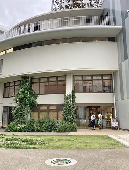 ピカチュウ・ペリッパーのポケふた/横浜マリンタワー付近(神奈川県/横浜市)