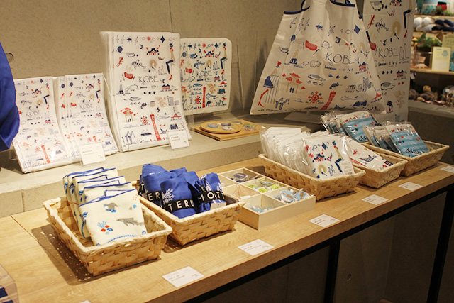 ／AQUARIUM ✕ ART átoa（兵庫県/神戸市）