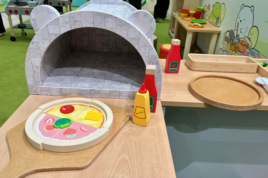 しろくまのピザ窯/すみっコぐらしあそびスタジオマークイズ葛飾かなまち