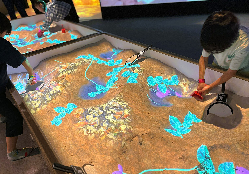 デジタル砂場でおいも掘り大会/リトルプラネット ハロウィン2025