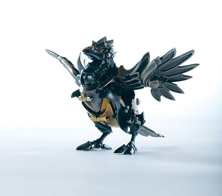 坪島悠貴《可変金物 ココガラ/アーマーガア》│「ポケモン×工芸展-美とわざの大発見-」長崎会場/長崎歴史文化博物館(長崎市)